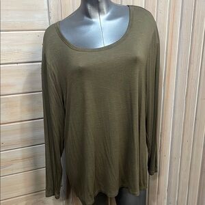 Maurices Green Relaxed Long Sleeve Blouse